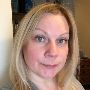 Meet your Posher, Alicia